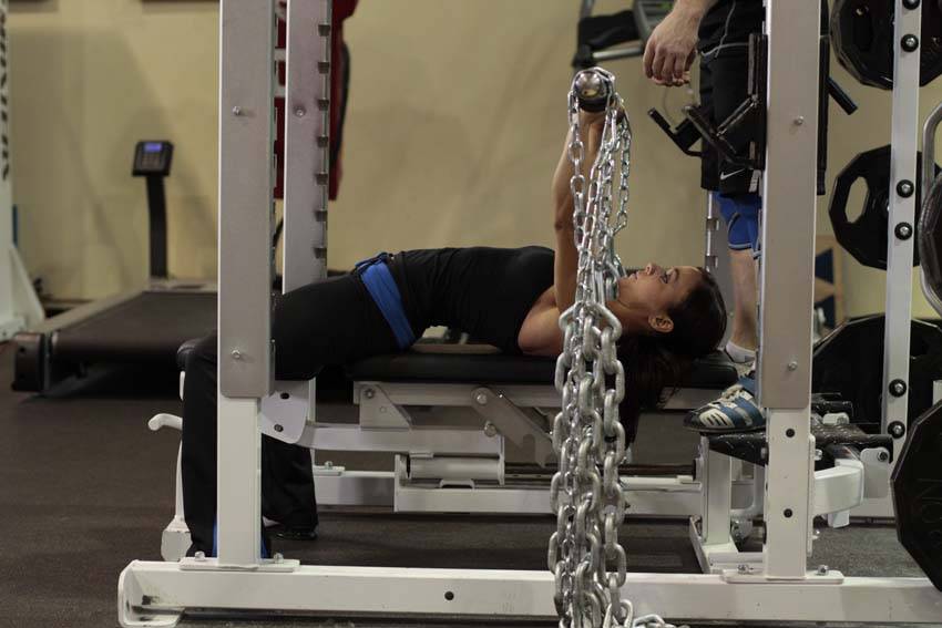 Bench Press with Chains — end position