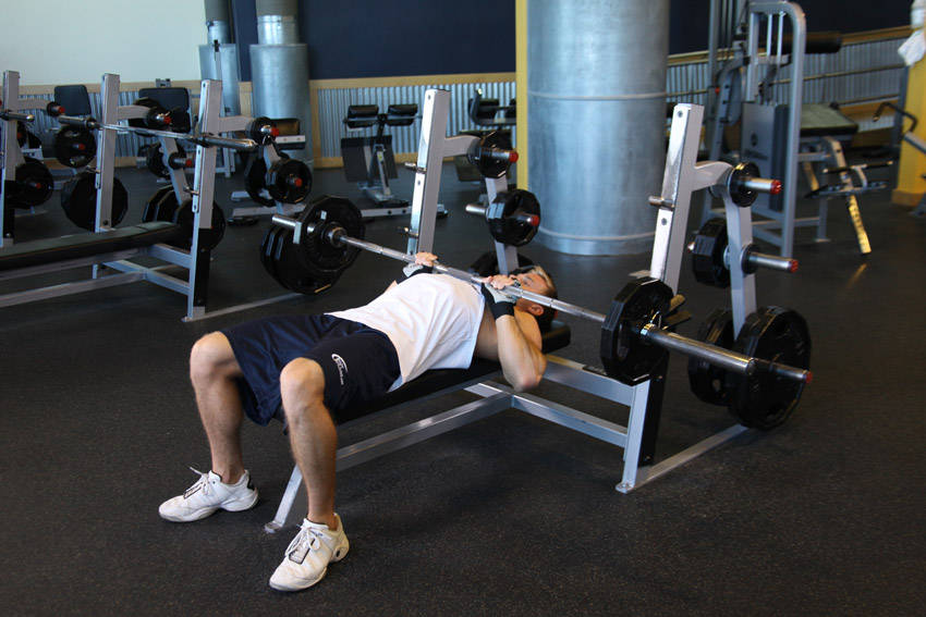 Close-Grip Barbell Bench Press — starting position