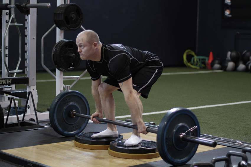 Deficit Deadlift — starting position