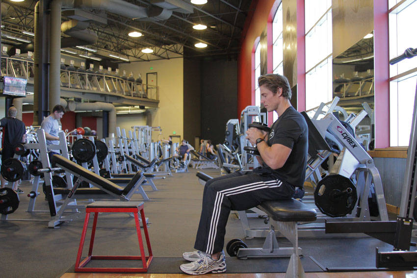 Dumbbell Seated Box Jump — starting position
