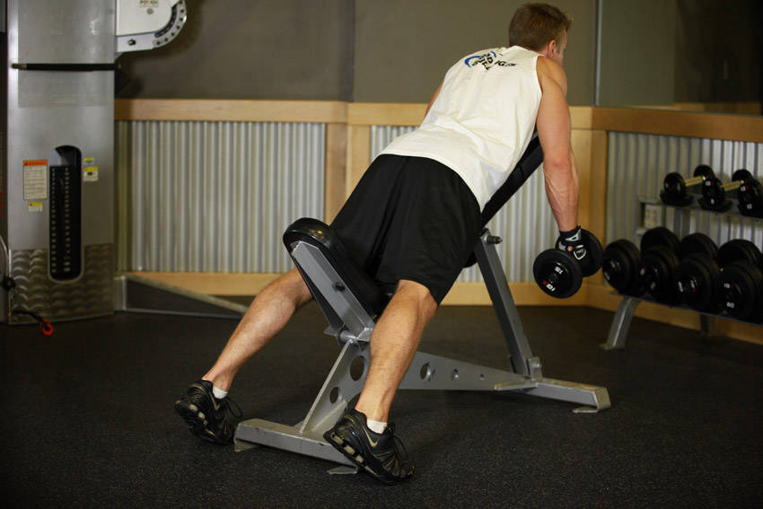 Middle Back Shrug — end position